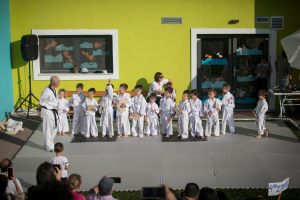 AT_0683-min