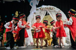 kalokairines-theatrikes-ekdiloseis-olympiako-mouseio-2019-145