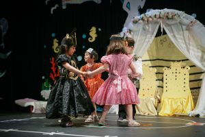 kalokairines-theatrikes-ekdiloseis-olympiako-mouseio-2019-149