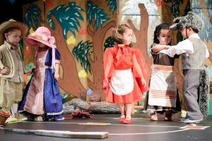 kalokairines-theatrikes-ekdiloseis-olympiako-mouseio-2019-193
