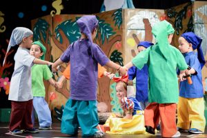 kalokairines-theatrikes-ekdiloseis-olympiako-mouseio-2019-213
