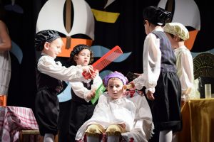 kalokairines-theatrikes-ekdiloseis-olympiako-mouseio-2019-240