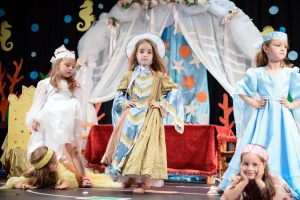 kalokairines-theatrikes-ekdiloseis-olympiako-mouseio-2019-245