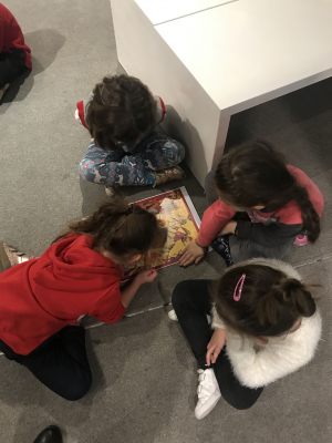 luriki-stegi-zografiki-pes-mou-ta-mustika-sou-32