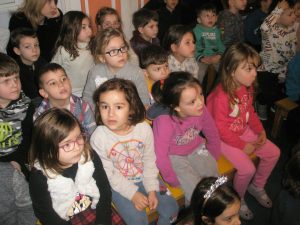 o-pseuths-boskos-kouklotheatro-2