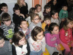 o-pseuths-boskos-kouklotheatro-5